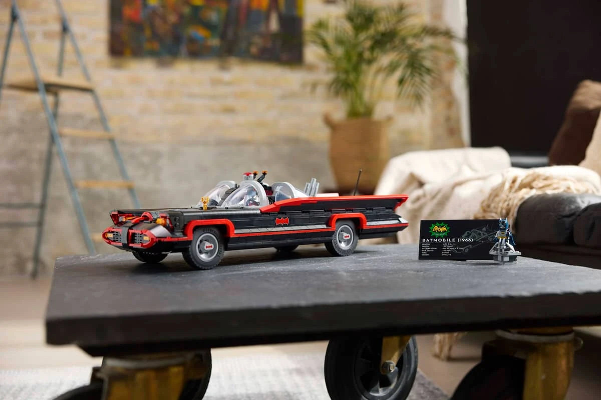 LEGO DC 76328 Batman:The Classic TV Series Batmobile 蝙蝠俠:經典電視影集蝙蝠車 香港價錢 $820