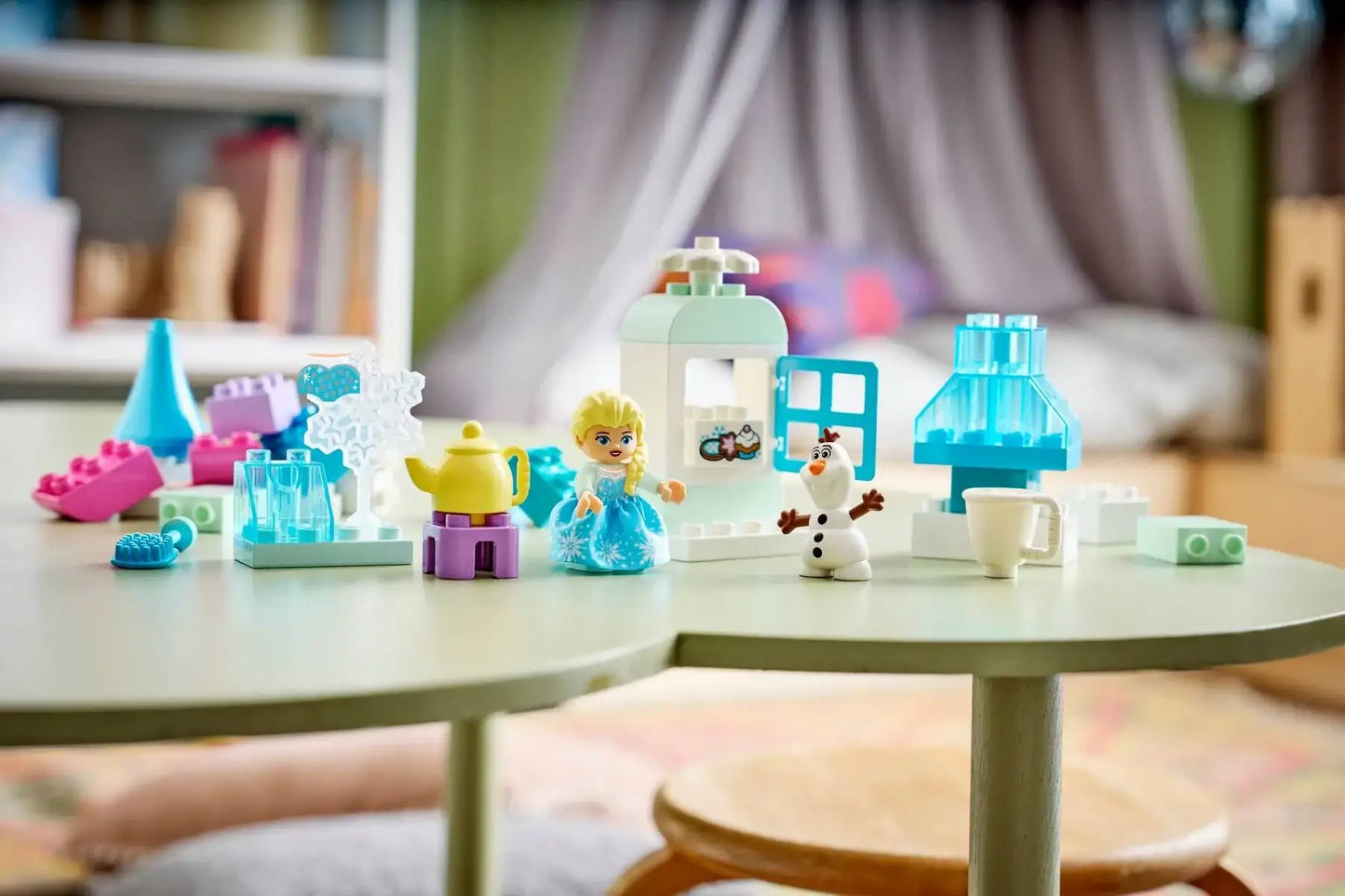 LEGO Duplo 10462 Frozen Creative Box with Elsa and Olaf 艾莎和雪寶的冰雪奇緣創意百寶盒 香港價錢 $139