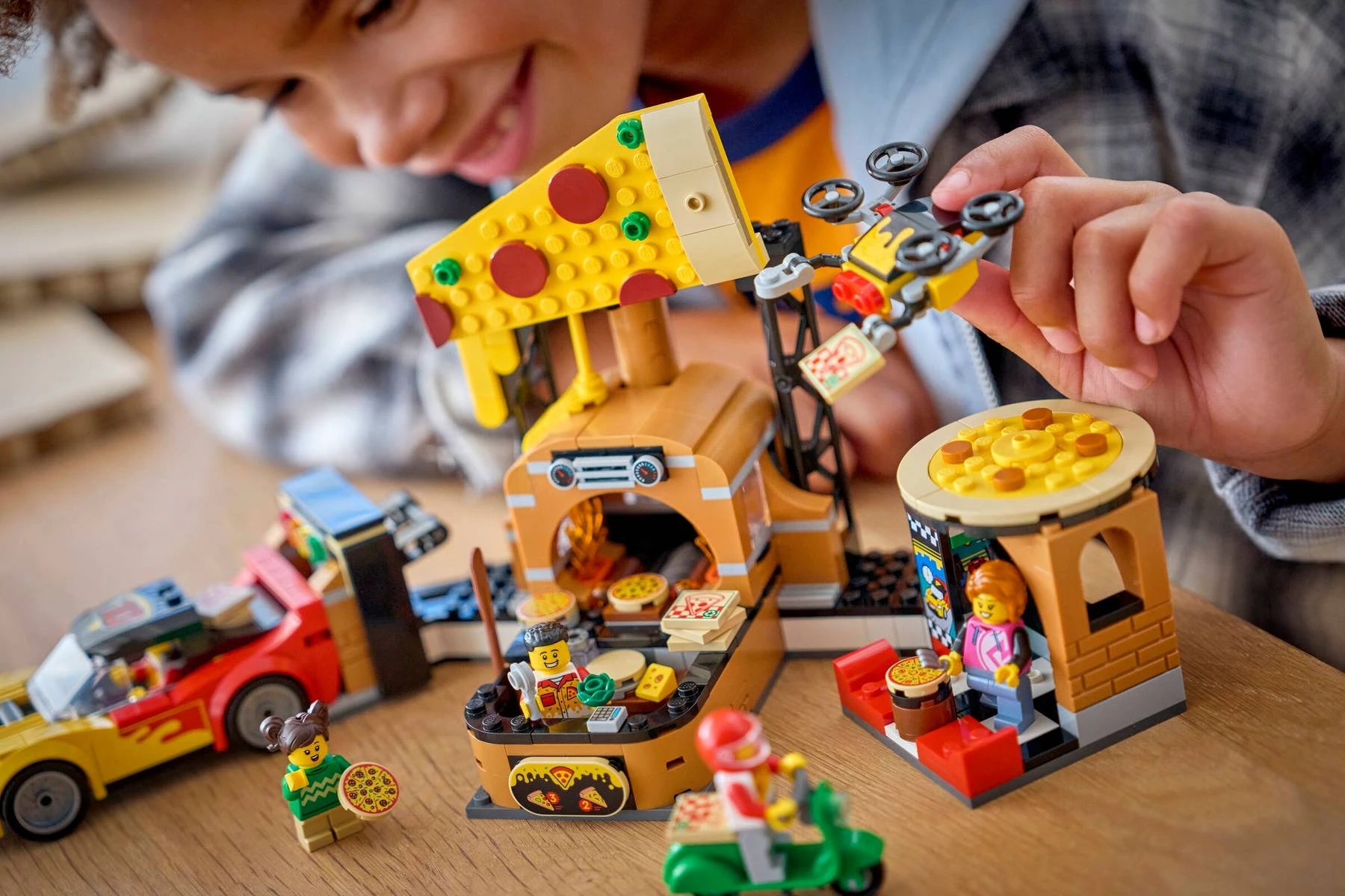 LEGO City 60496 Pizza Delivery Experience with Vehicles Pizza 外賣體驗交通工具套裝 香港行貨價 $319