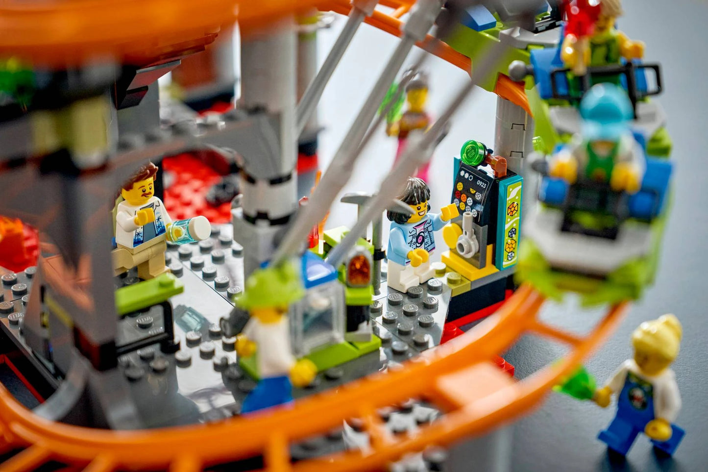 LEGO City 60501 Lava Land Roller Coaster Park 熔岩國度雲霄飛車樂園 香港行貨價 $585