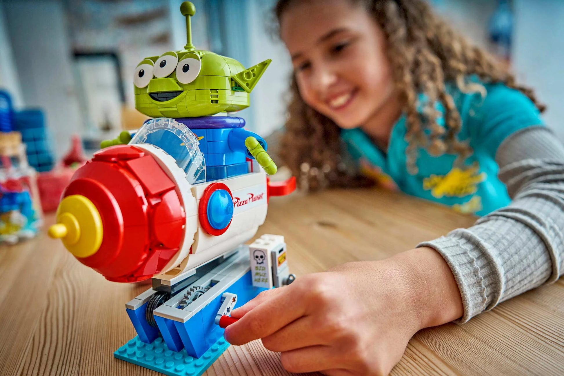 LEGO Disney 43307 Alien with Pizza Planet Rocket Ride 三眼怪和披薩星球火箭 香港價錢 $420