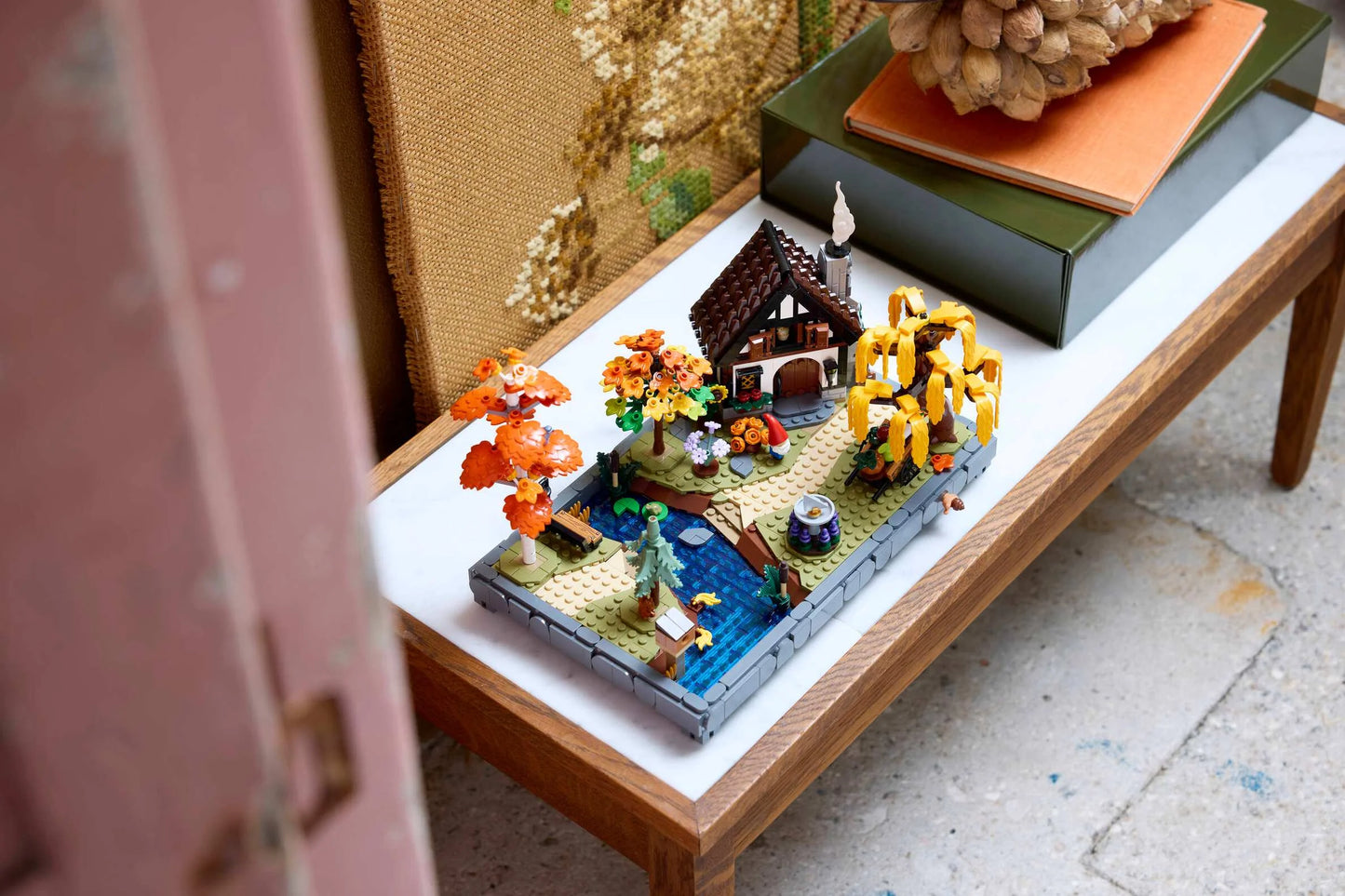 LEGO Icons 11372 Autumn Cottage Garden 秋季小屋庭園 香港價錢 $660