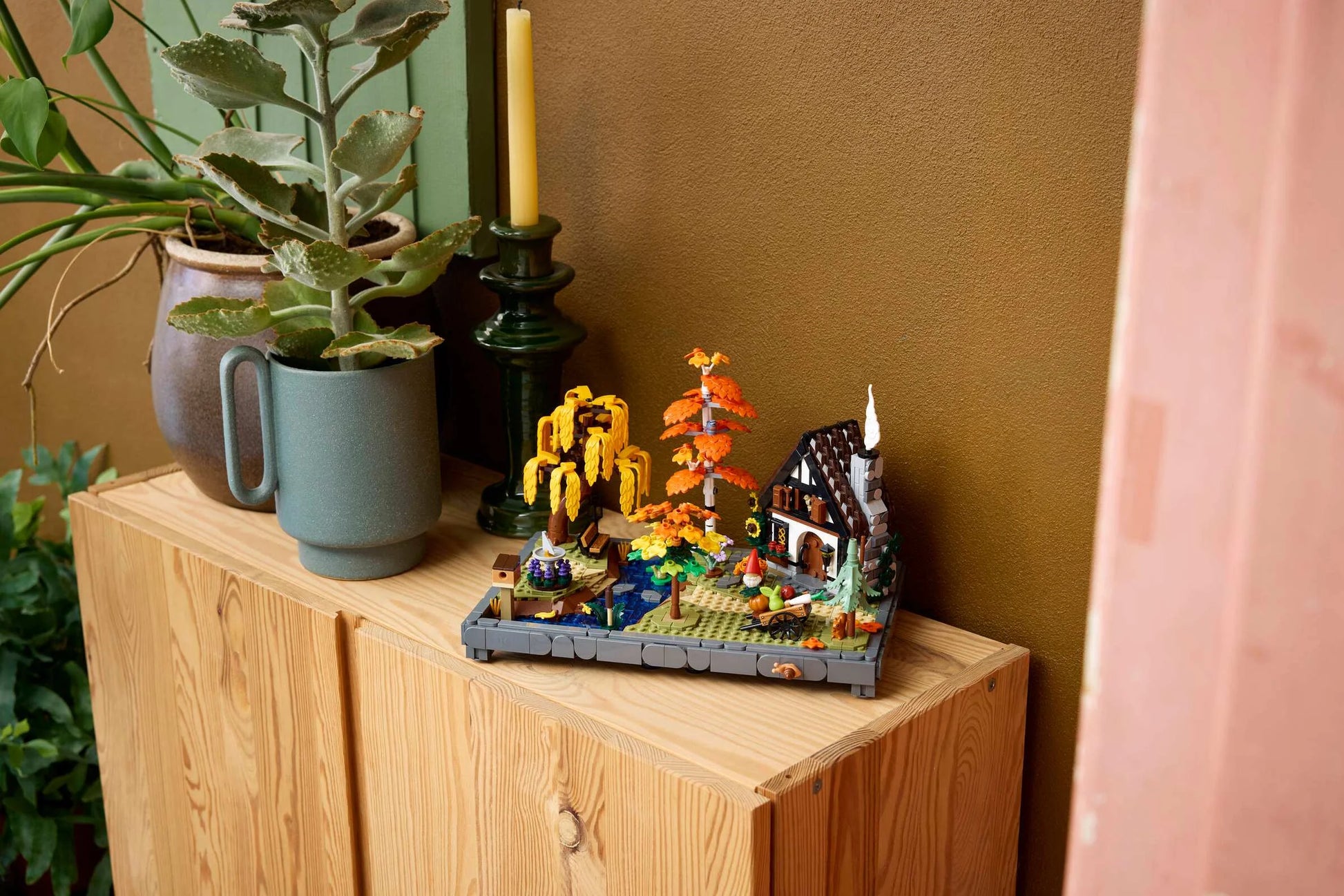LEGO Icons 11372 Autumn Cottage Garden 秋季小屋庭園 香港價錢 $660