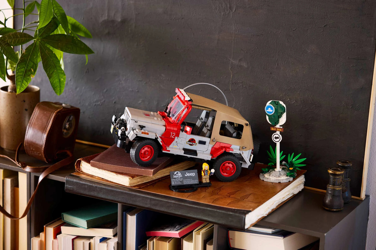LEGO Jurassic World 77984 Jurassic Park Jeep® Wrangler 侏羅紀公園吉普車 香港價錢 $1375