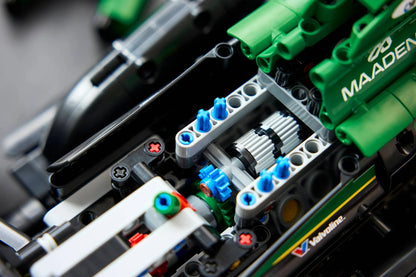 LEGO Technic 42240 Aston Martin Aramco AMR25 F1® Car 香港行貨價 $1275