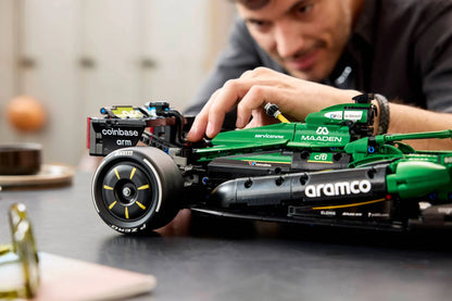 LEGO Technic 42240 Aston Martin Aramco AMR25 F1® Car 香港行貨價 $1275