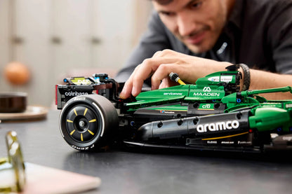 LEGO Technic 42240 Aston Martin Aramco AMR25 F1® Car 香港行貨價 $1275