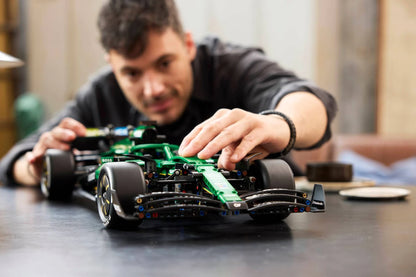 LEGO Technic 42240 Aston Martin Aramco AMR25 F1® Car 香港行貨價 $1275