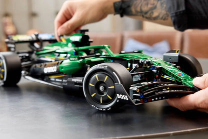 LEGO Technic 42240 Aston Martin Aramco AMR25 F1® Car 香港行貨價 $1275