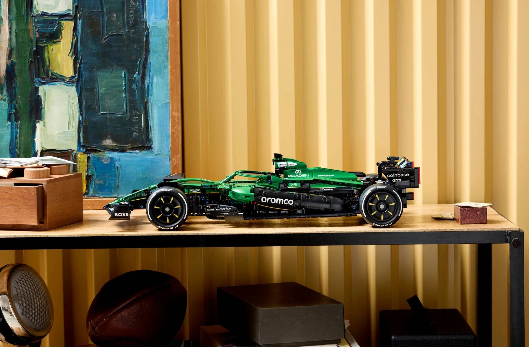 LEGO Technic 42240 Aston Martin Aramco AMR25 F1® Car 香港行貨價 $1275