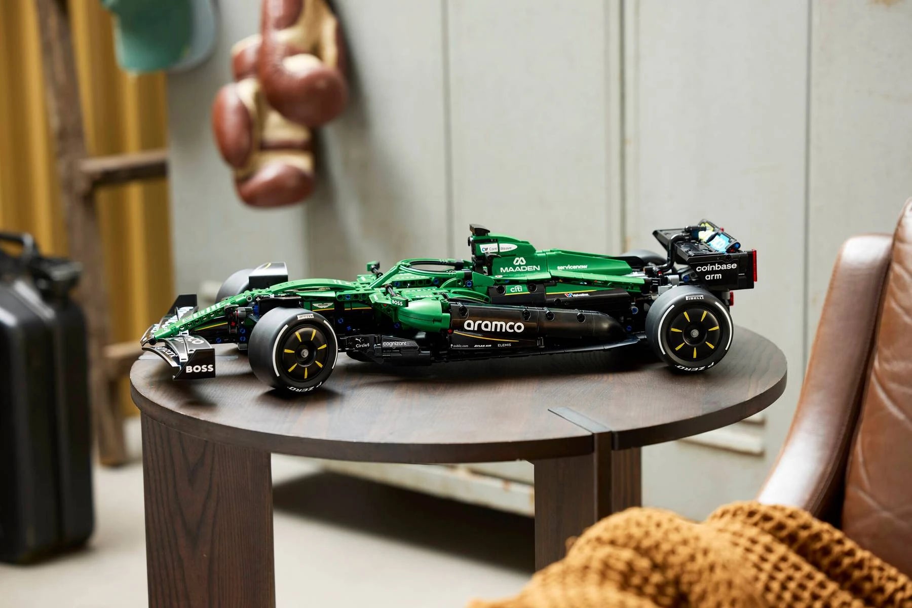 LEGO Technic 42240 Aston Martin Aramco AMR25 F1® Car 香港行貨價 $1275